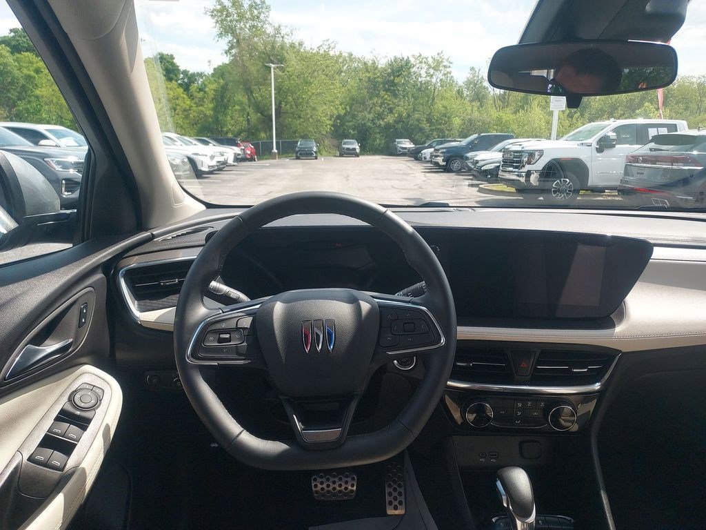 Used 2024 Buick Encore GX Sport Touring w/ Advanced Technology Package AWD/4WD image 10
