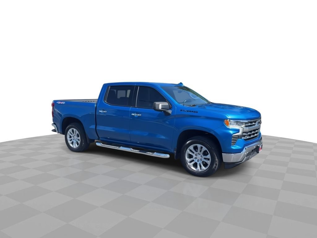 Used 2022 Chevrolet Silverado 1500 LTZ w/ LTZ Premium Package AWD/4WD image 2