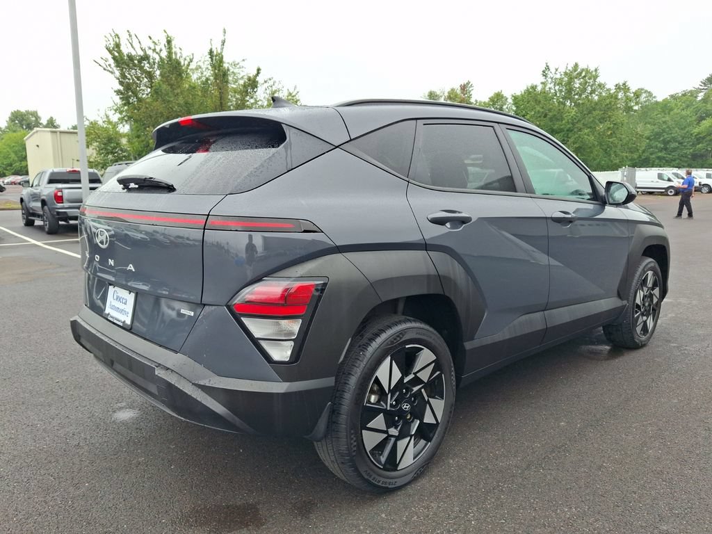 Used 2024 Hyundai Kona SEL AWD/4WD image 9