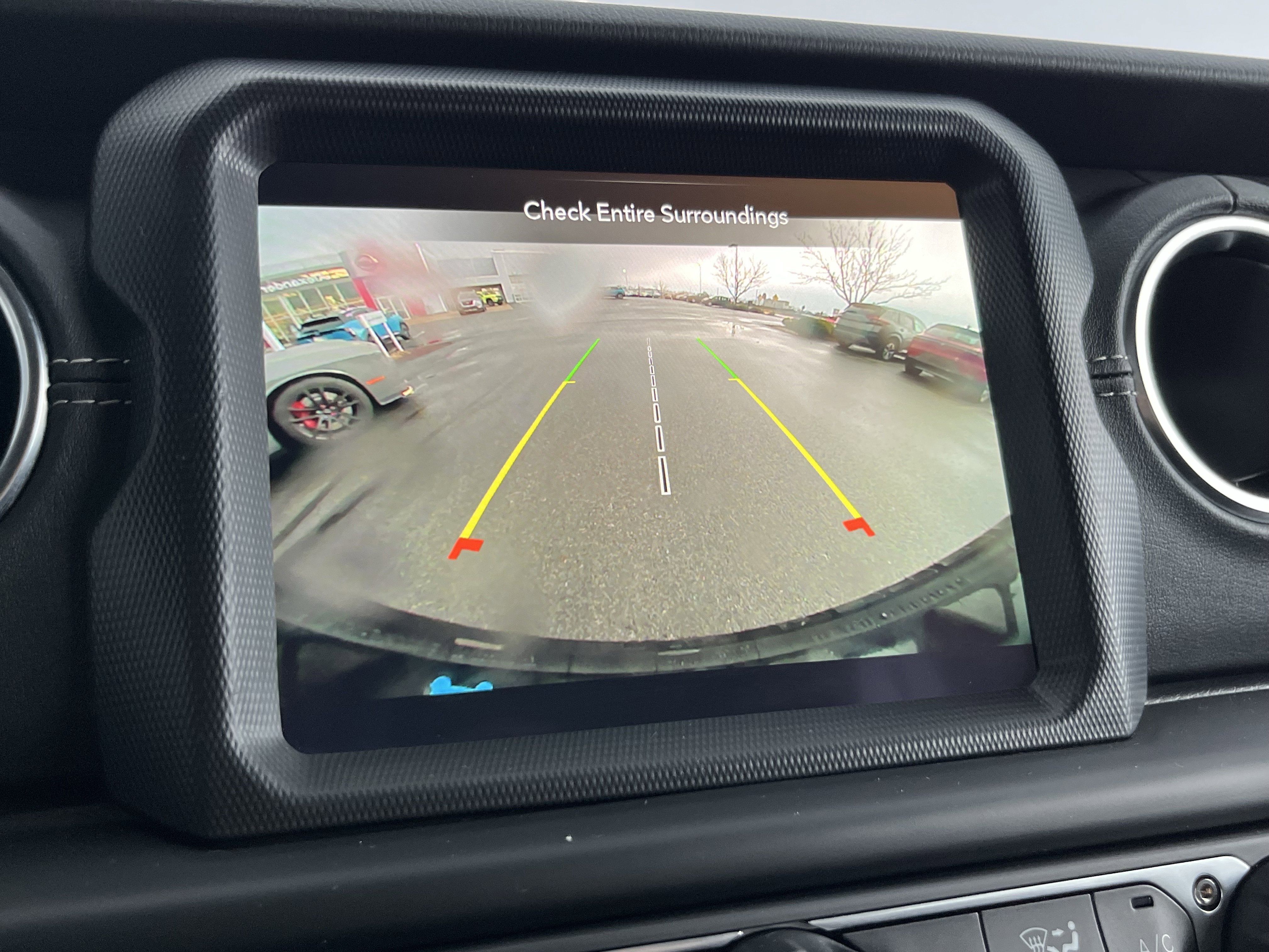 Used 2023 Jeep Wrangler Unlimited Sahara w/ Cold Weather Group image 30