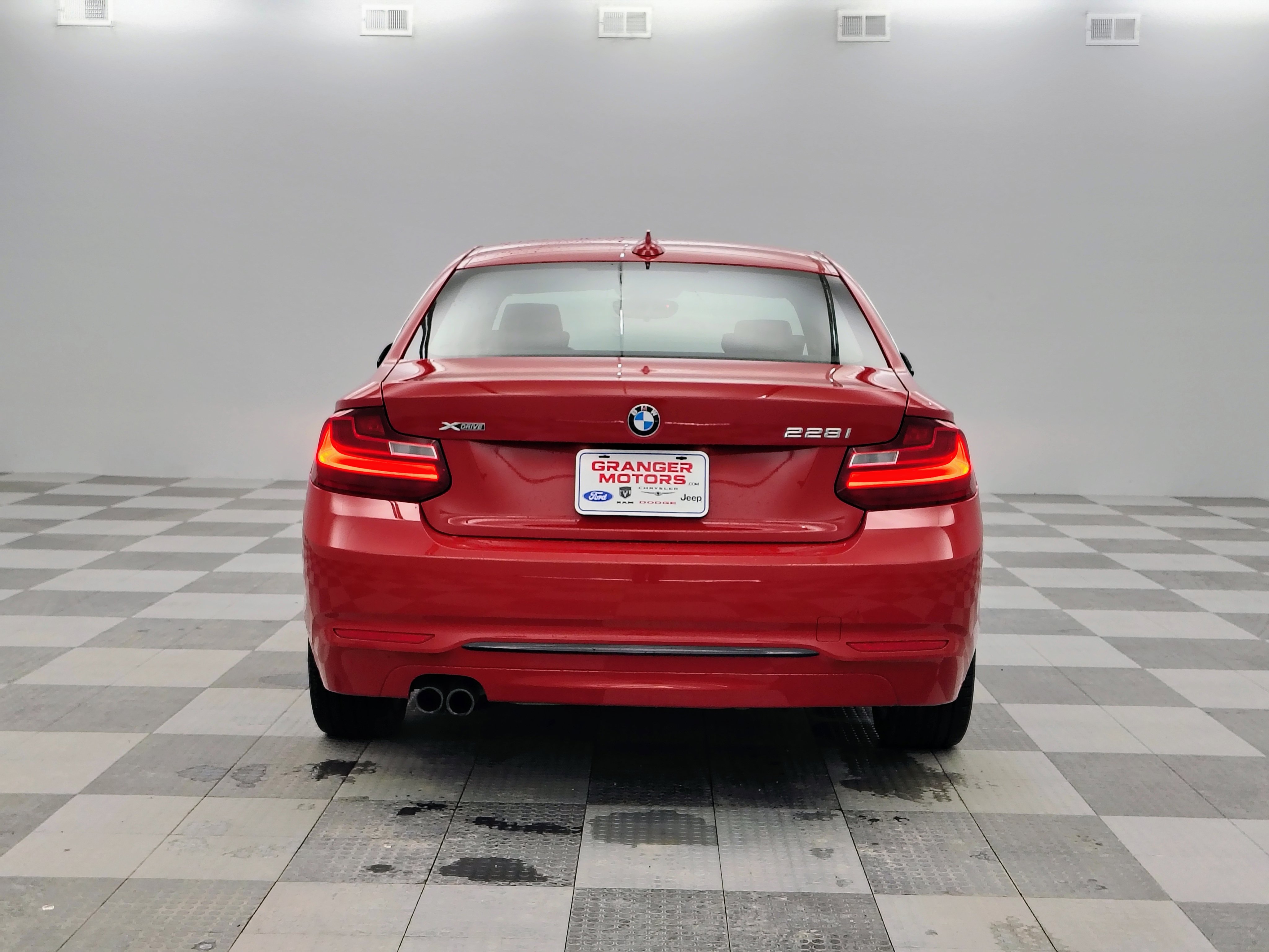 Used 2016 BMW 228i xDrive Coupe image 8