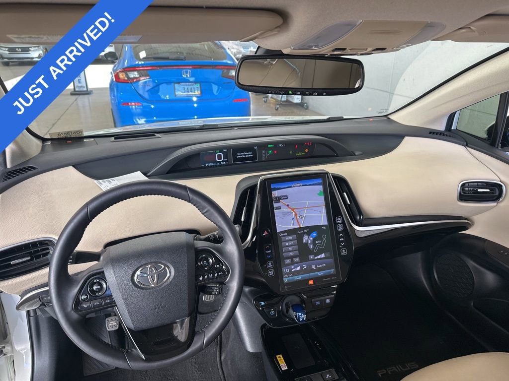 Used 2020 Toyota Prius Limited w/ Premium Convenience Package FWD image 7