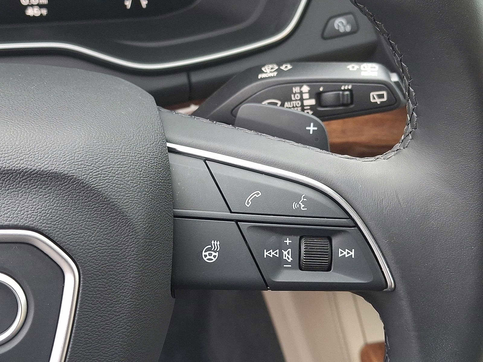 Certified 2025 Audi Q5 2.0T Premium Plus w/ Premium Plus Package image 18