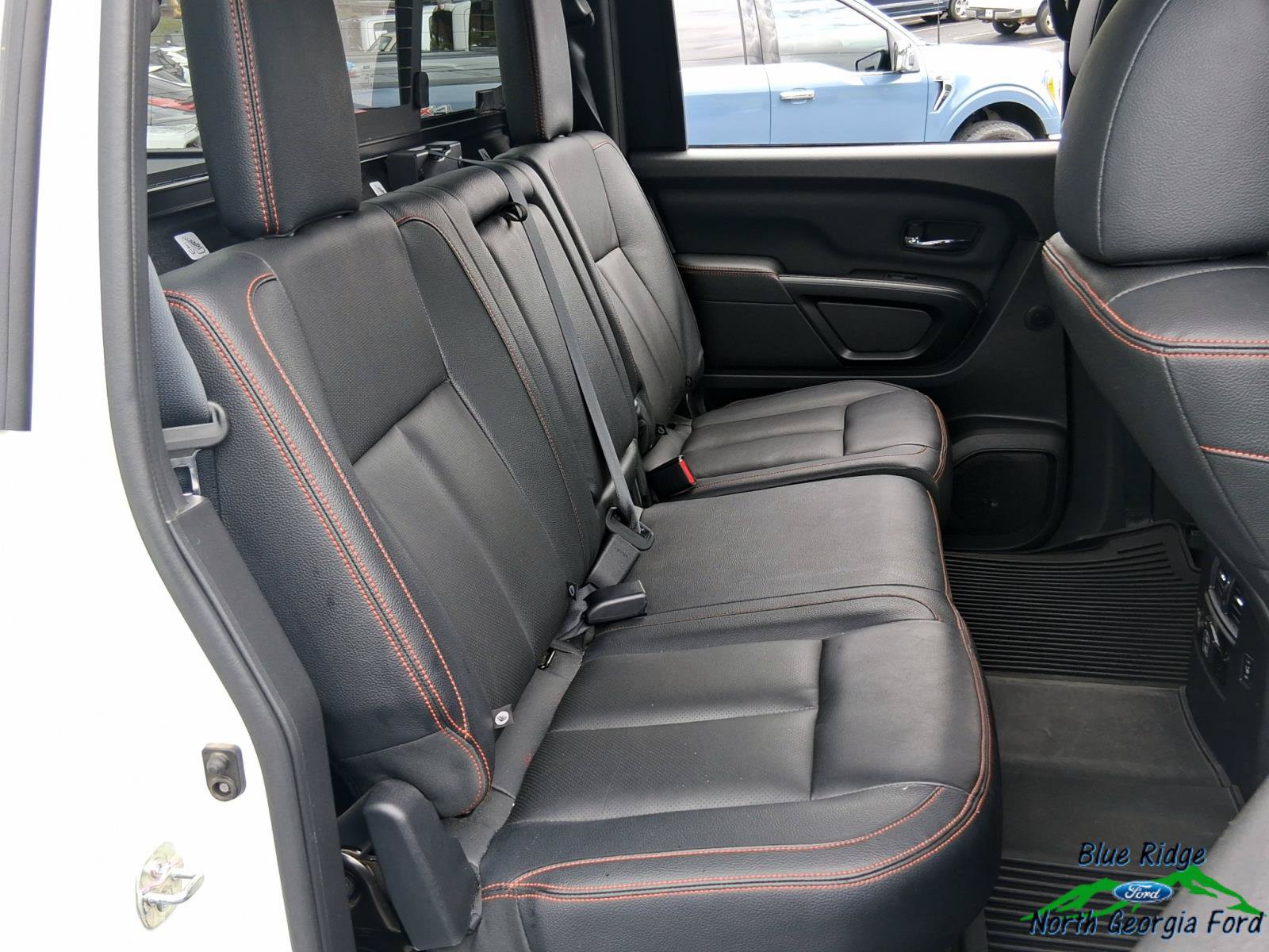 Used 2024 Nissan Titan PRO-4X w/ Pro-4x Convenience Package AWD/4WD image 13
