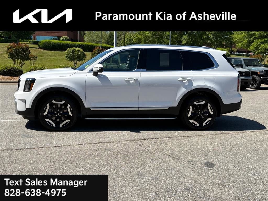 Certified 2024 Kia Telluride EX w/ EX Captain's Chair Package FWD image 3