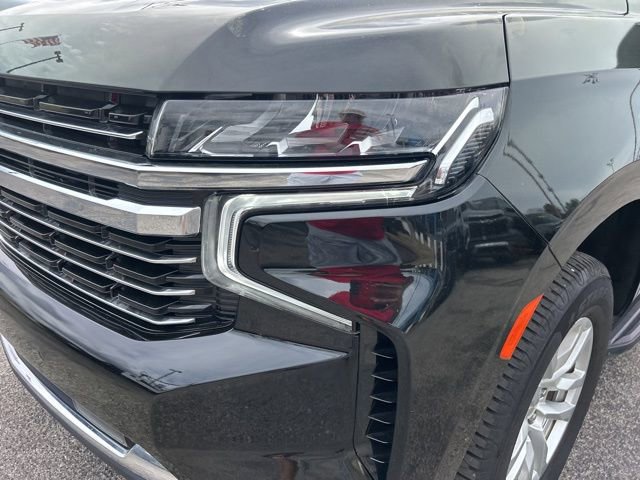 Used 2024 Chevrolet Suburban LT image 9