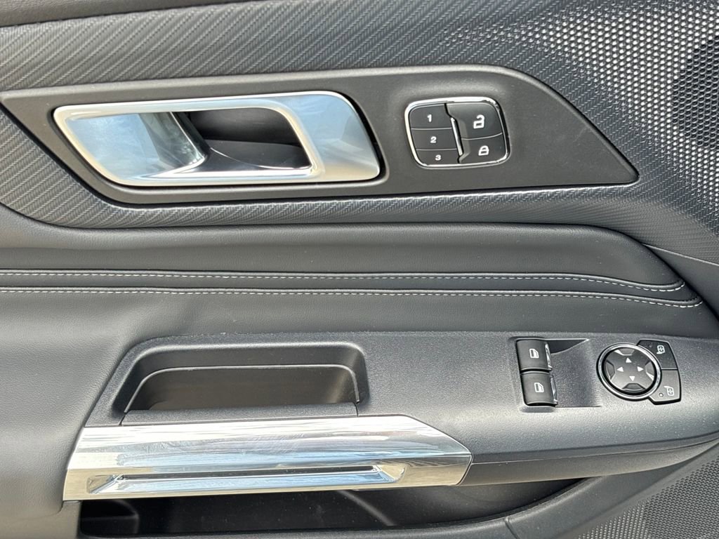 Used 2024 Ford Mustang GT Premium image 16