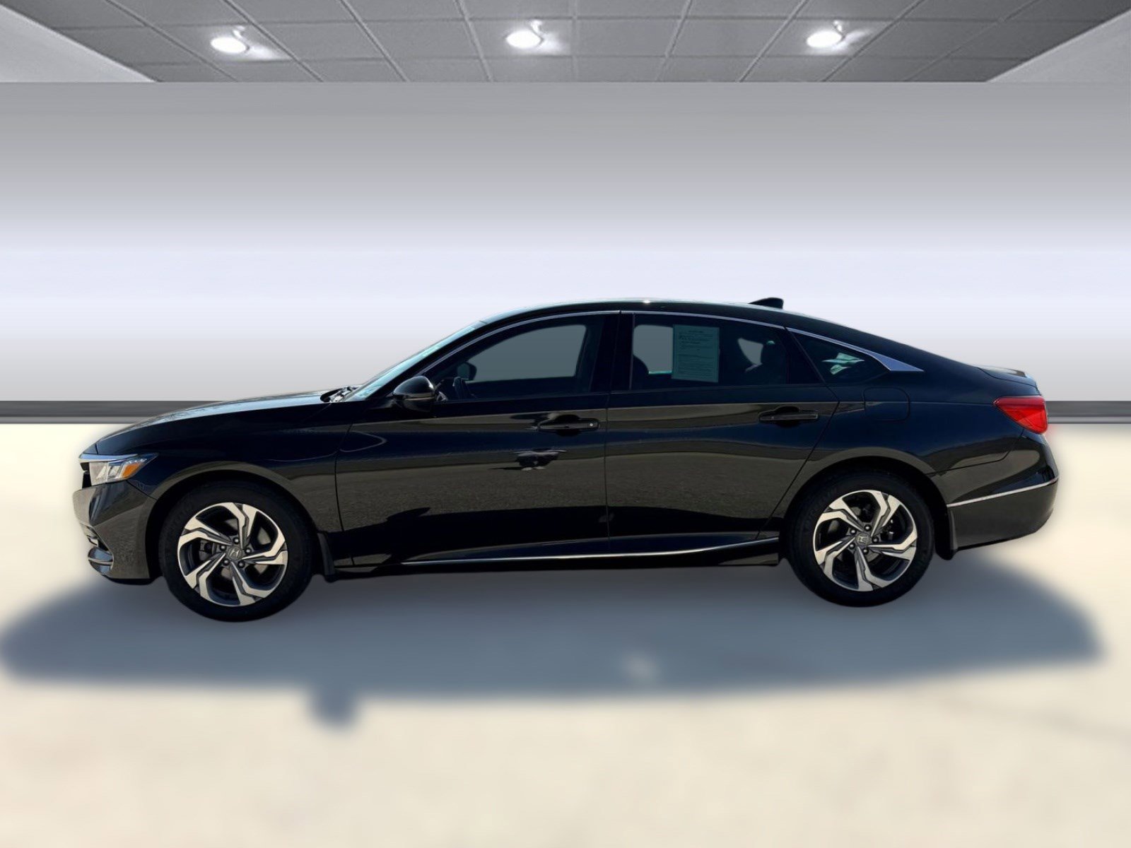 Used 2018 Honda Accord EX-L image 2