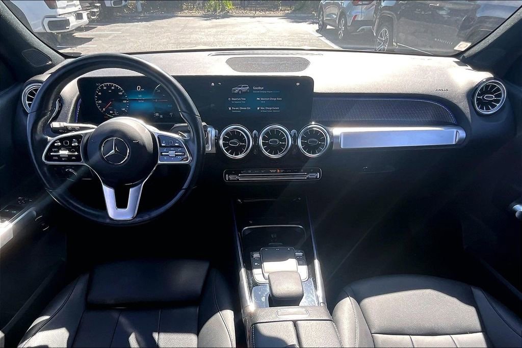 Used 2022 Mercedes-Benz EQB 350 4MATIC image 7