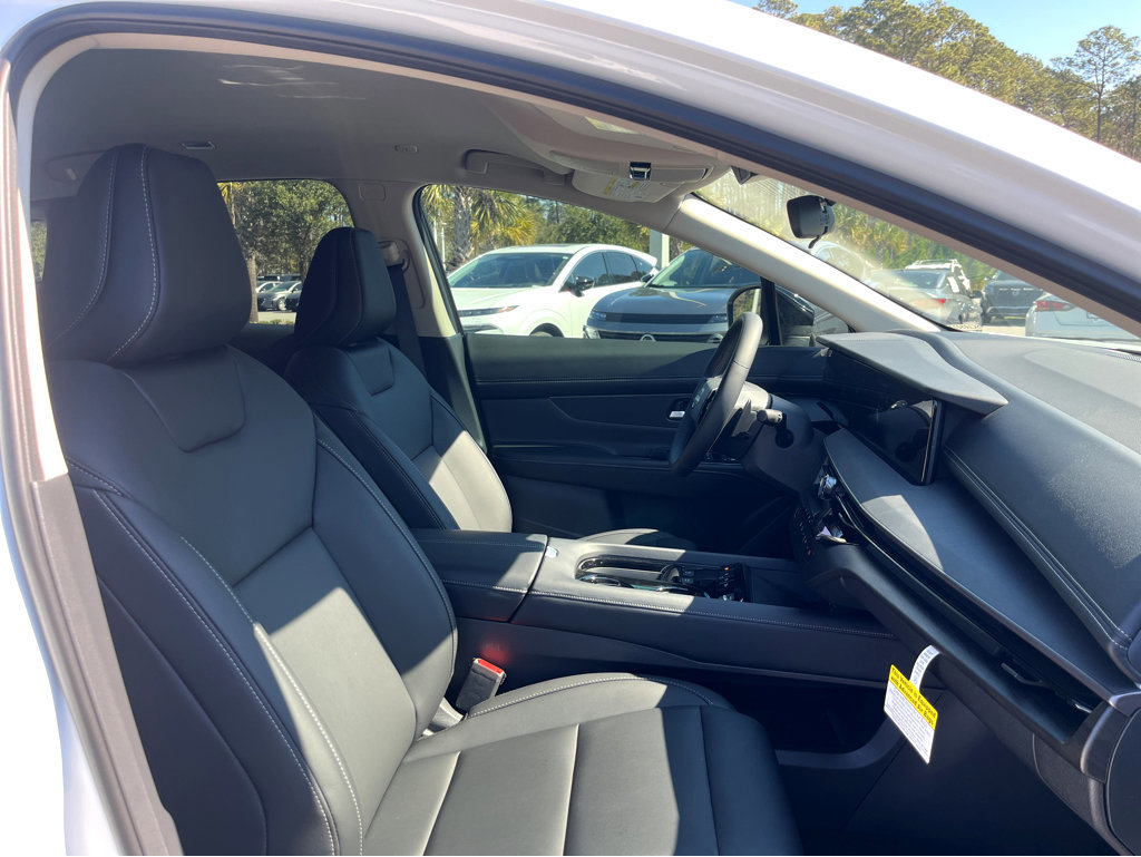 New 2025 Nissan Murano SV image 7