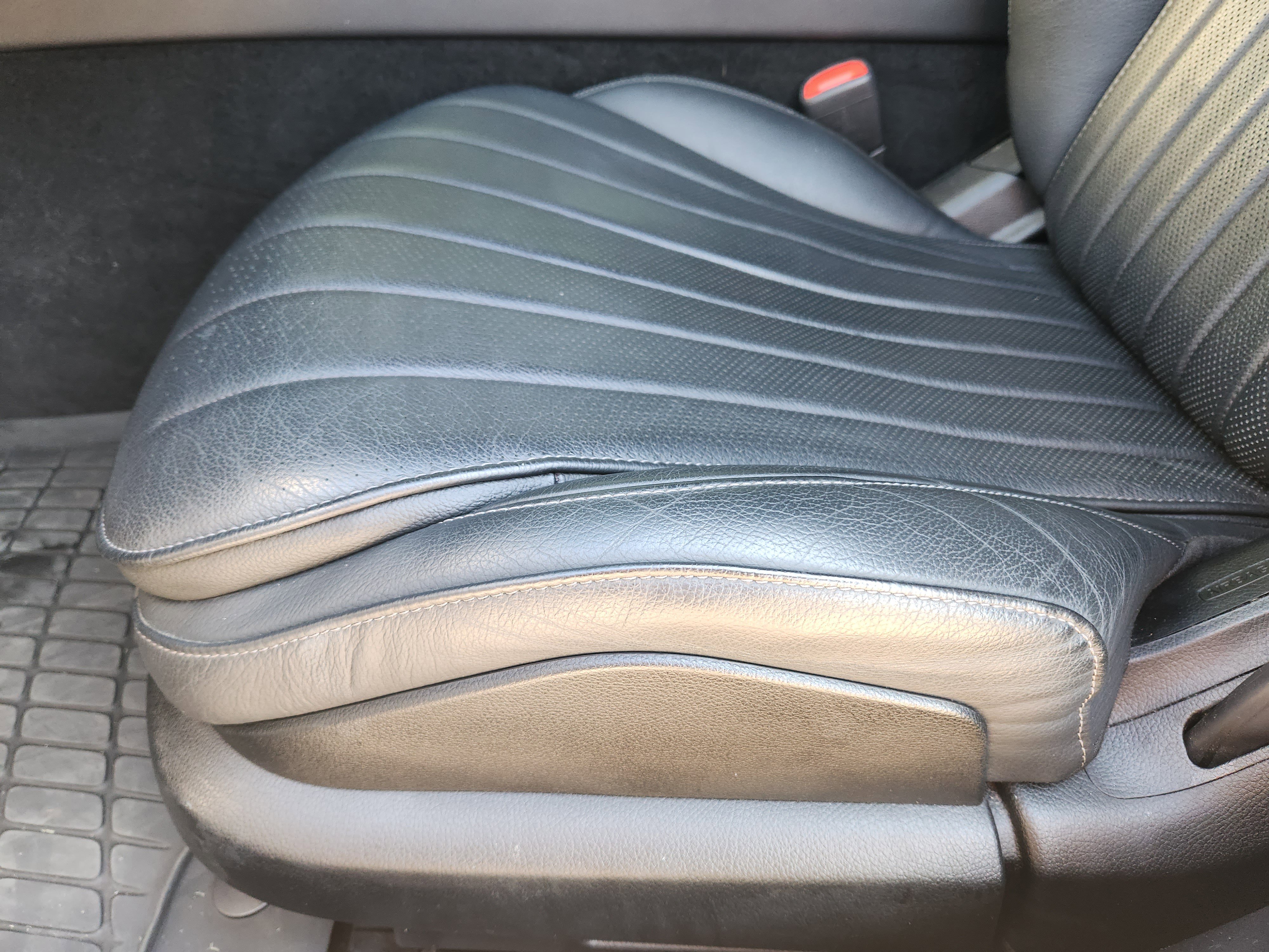 Certified 2023 Mercedes-Benz S 500 4MATIC image 24