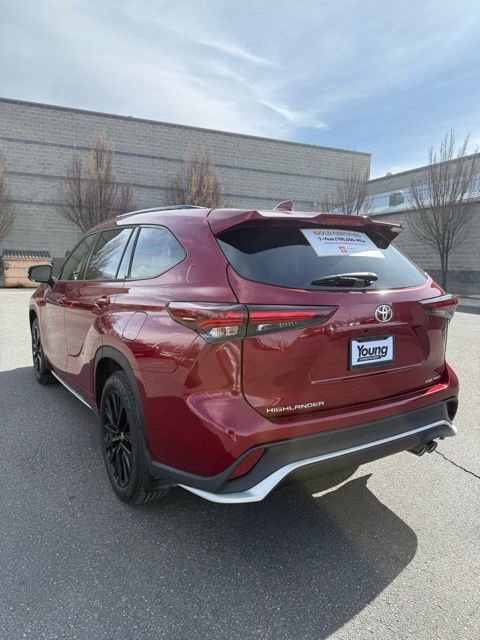Certified 2026 Toyota Highlander XSE image 8