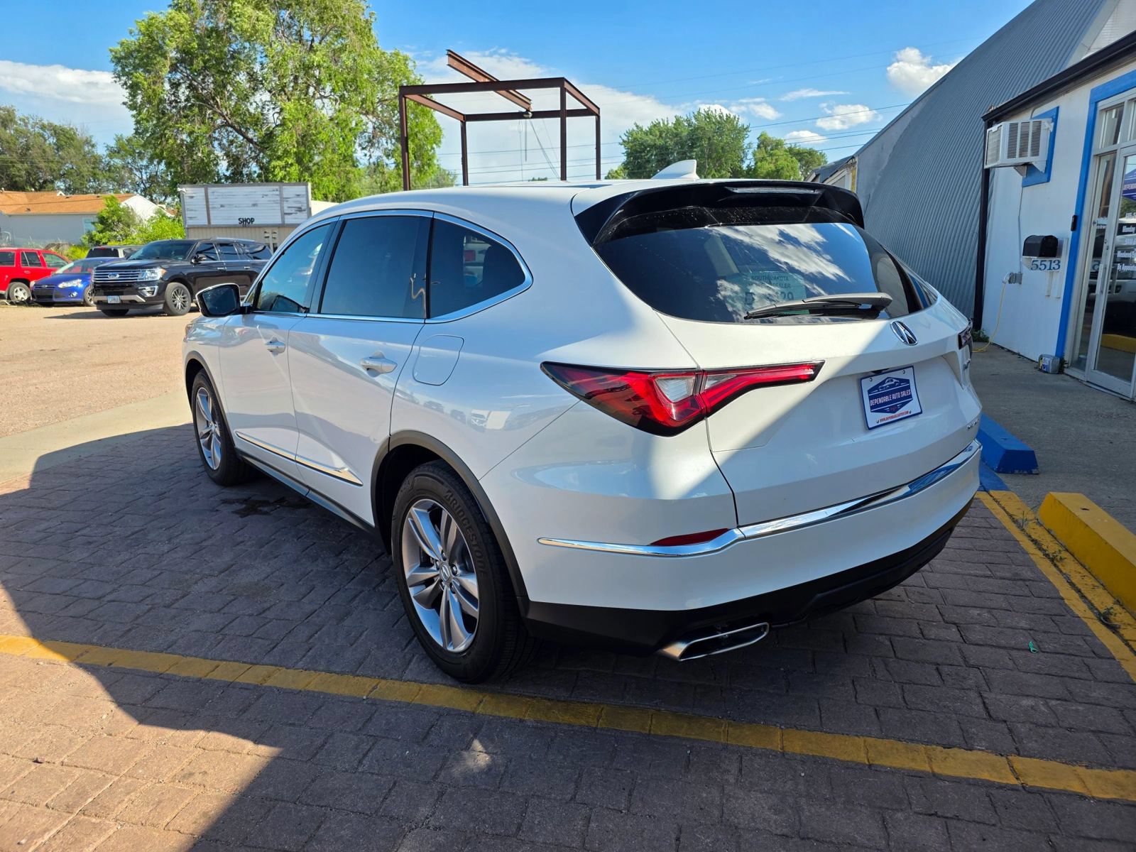 Used 2023 Acura MDX SH-AWD image 7