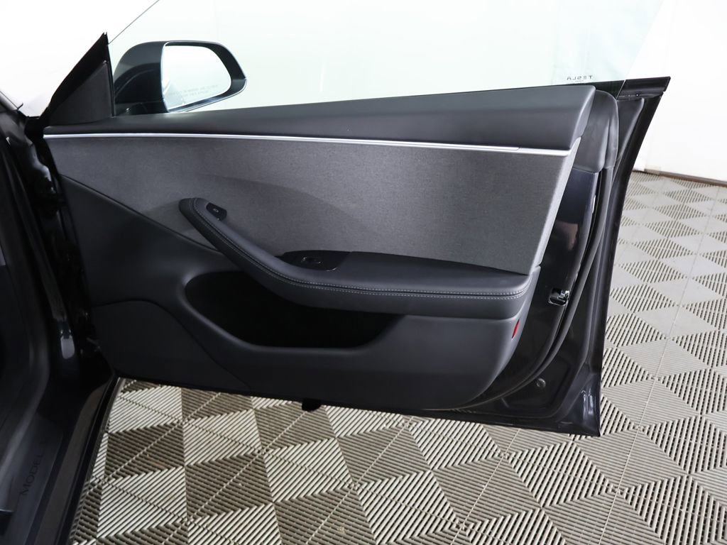 Used 2024 Tesla Model 3 Standard Range RWD image 23