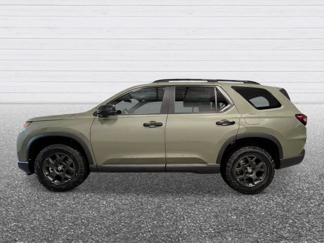 New 2026 Honda Pilot TrailSport image 2