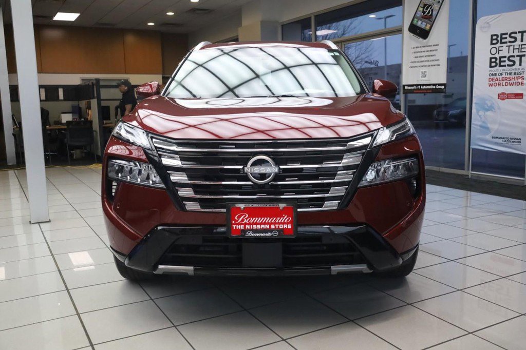 New 2026 Nissan Rogue Platinum w/ Platinum Premium Package image 3