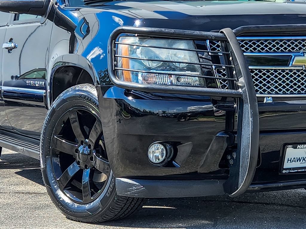 Used 2011 Chevrolet Suburban LTZ AWD/4WD image 3