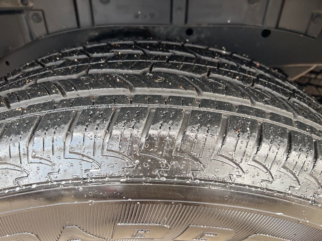 Certified 2024 Nissan Titan SV w/ SV Convenience Package image 43