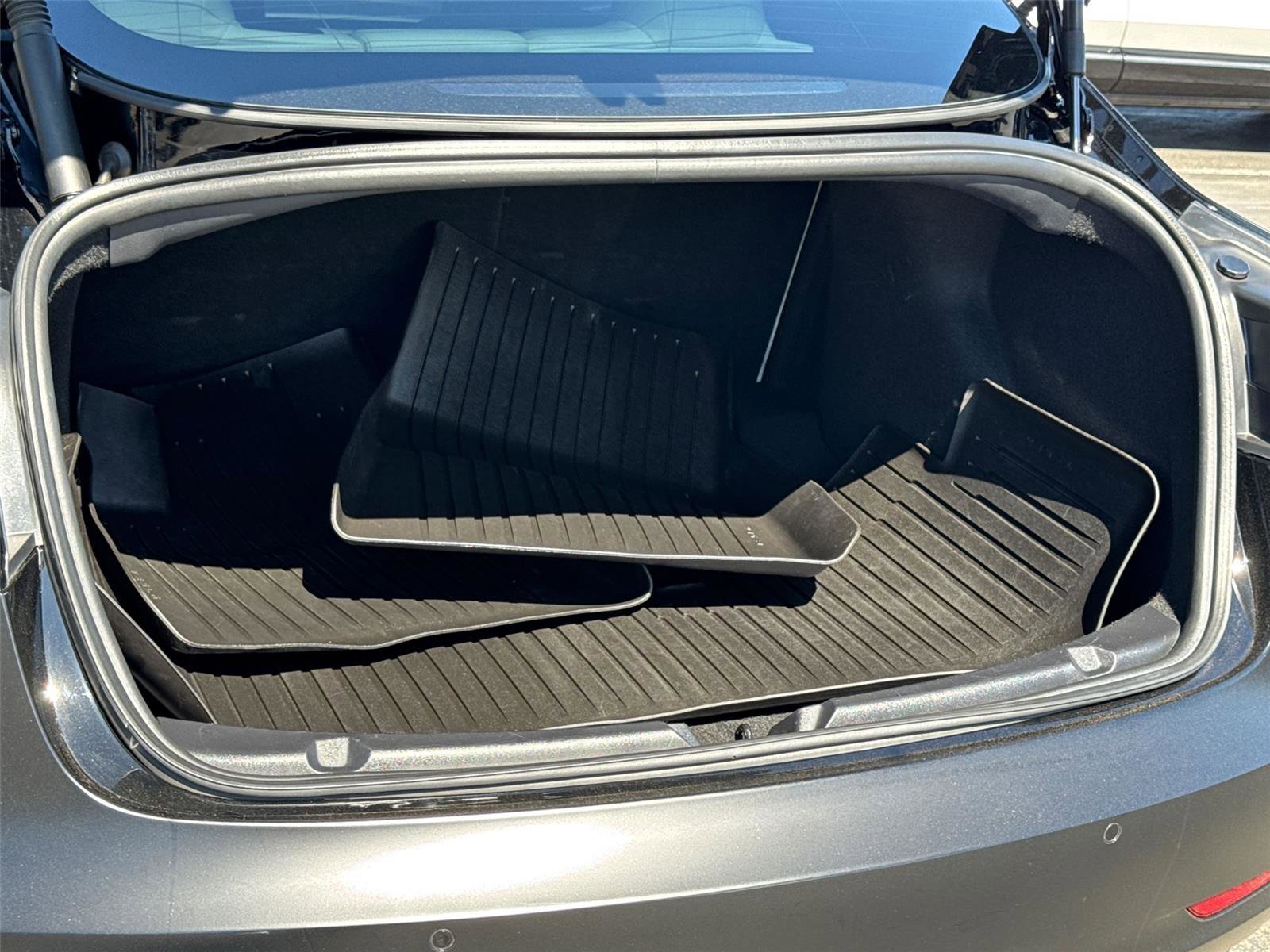 Used 2021 Tesla Model 3 Performance image 10