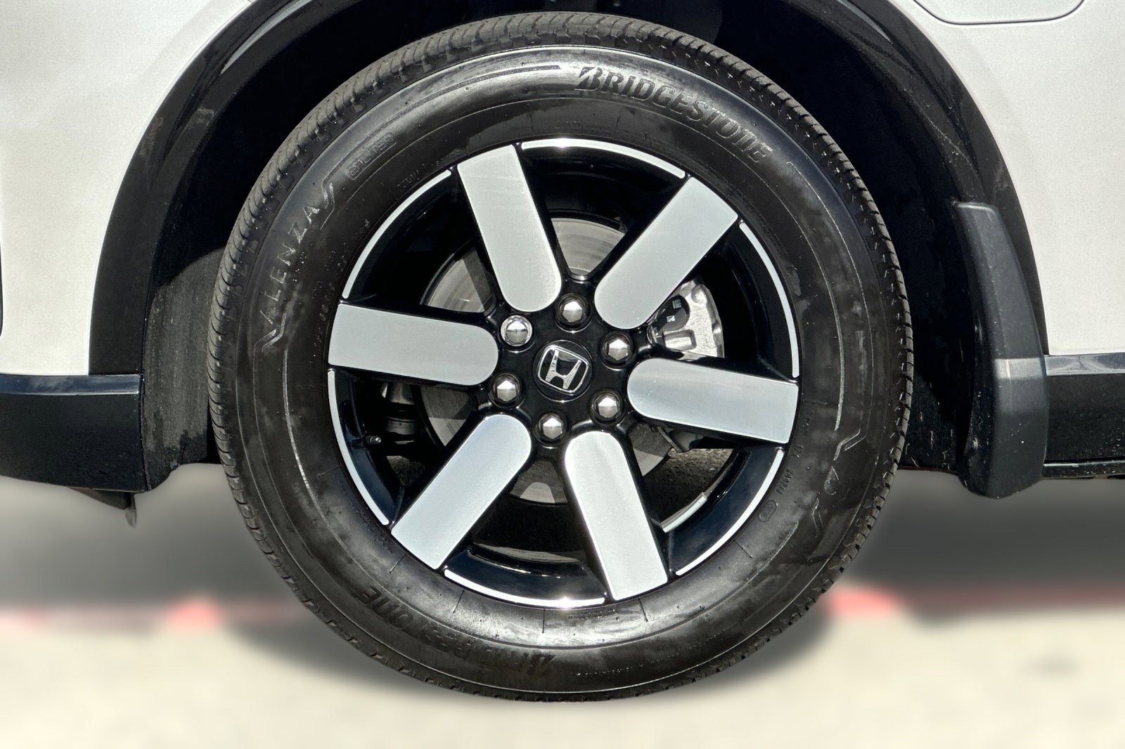 Certified 2025 Honda Prologue Touring image 11