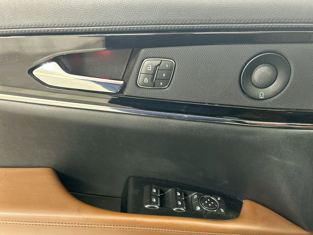 Used 2021 Lincoln Nautilus Reserve w/ Cargo Utility Package image 11