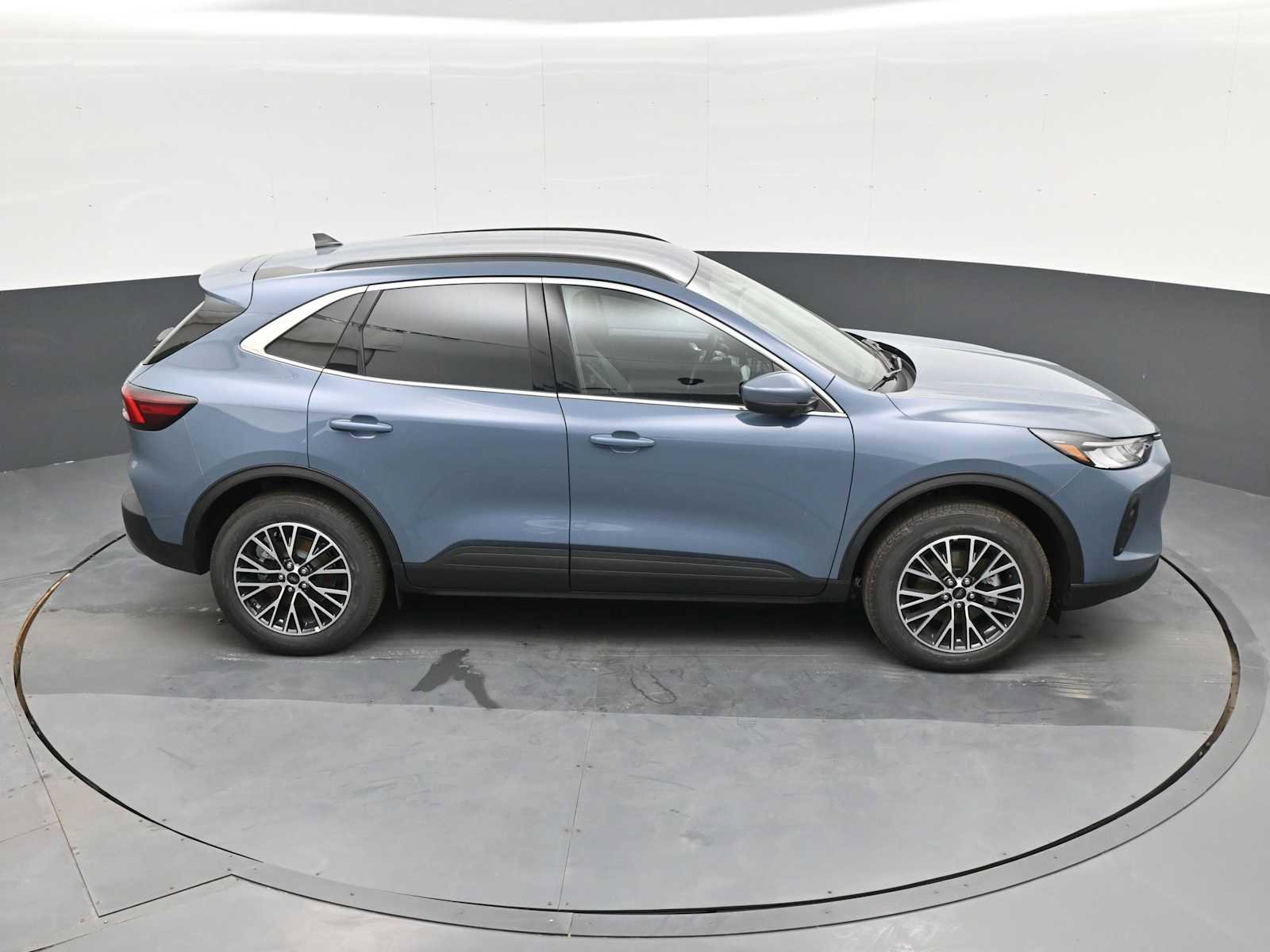 New 2026 Ford Escape SE image 16