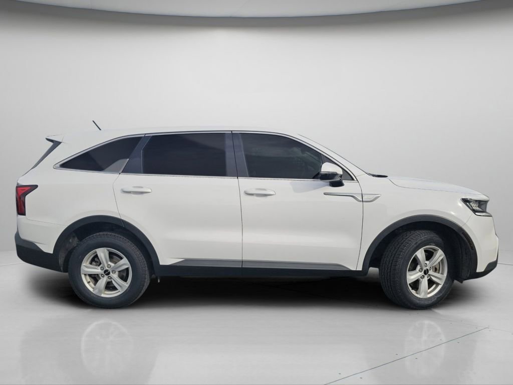 Used 2022 Kia Sorento LX image 23
