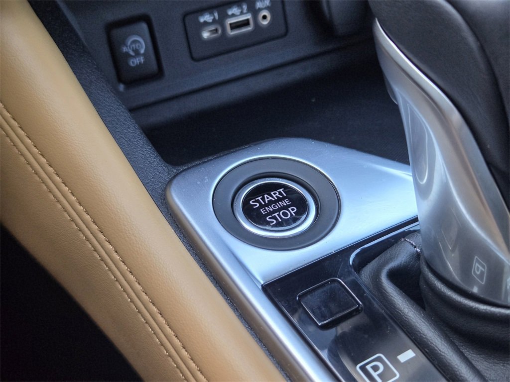 Used 2024 Nissan Sentra SV w/ SV Premium Package image 19