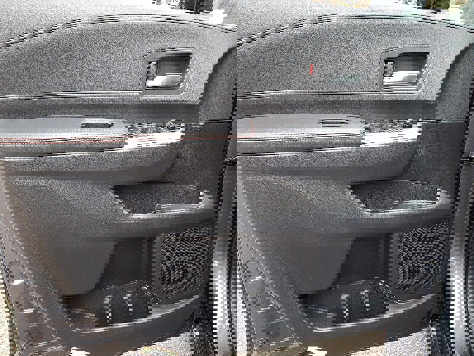 Used 2025 Toyota Sienna XSE FWD image 13