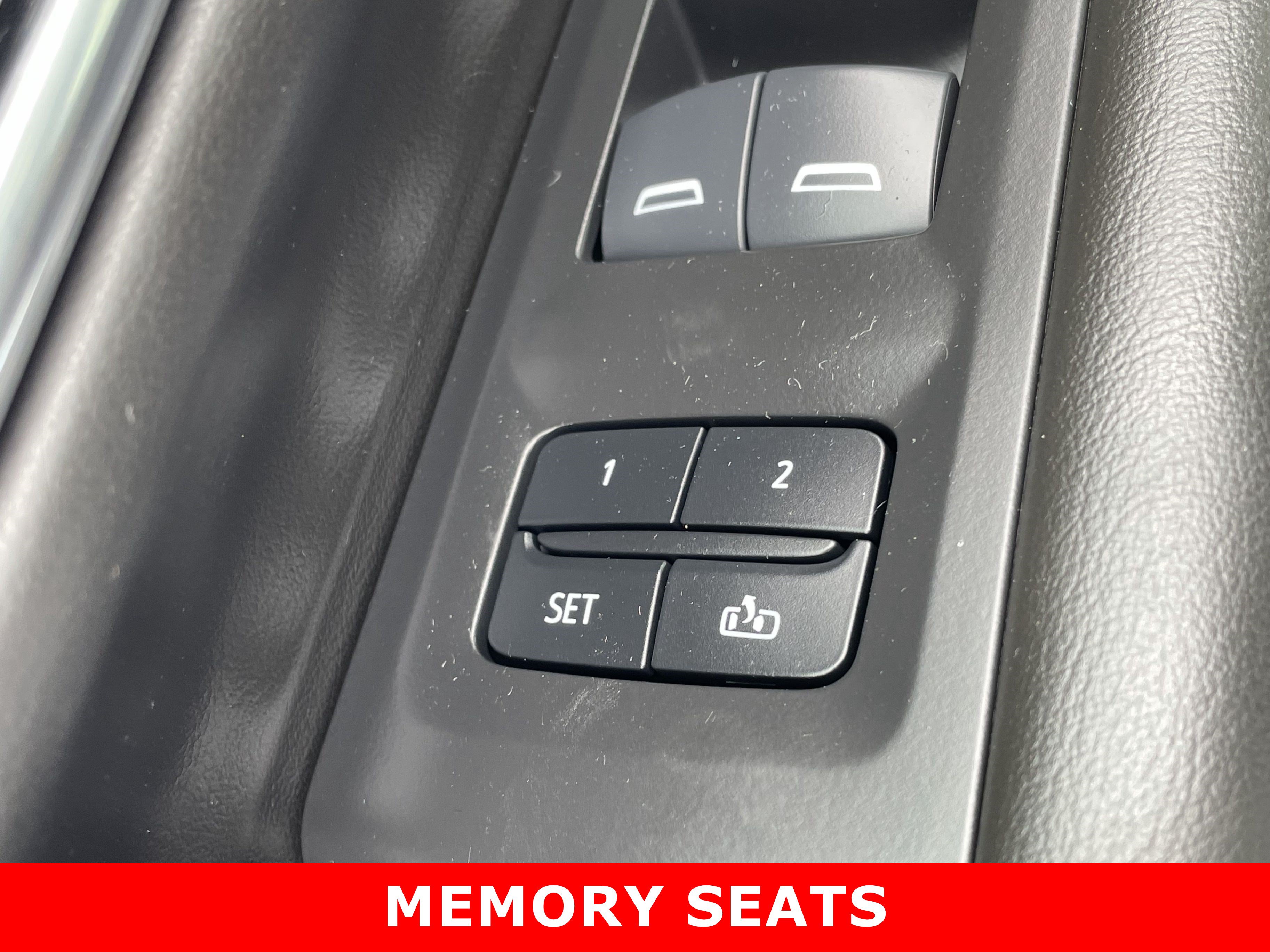 Certified 2024 GMC Yukon AT4 w/ Technology Package AWD/4WD image 18
