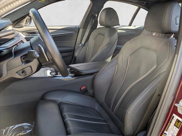 Certified 2023 BMW 530e xDrive w/ Premium Package image 17