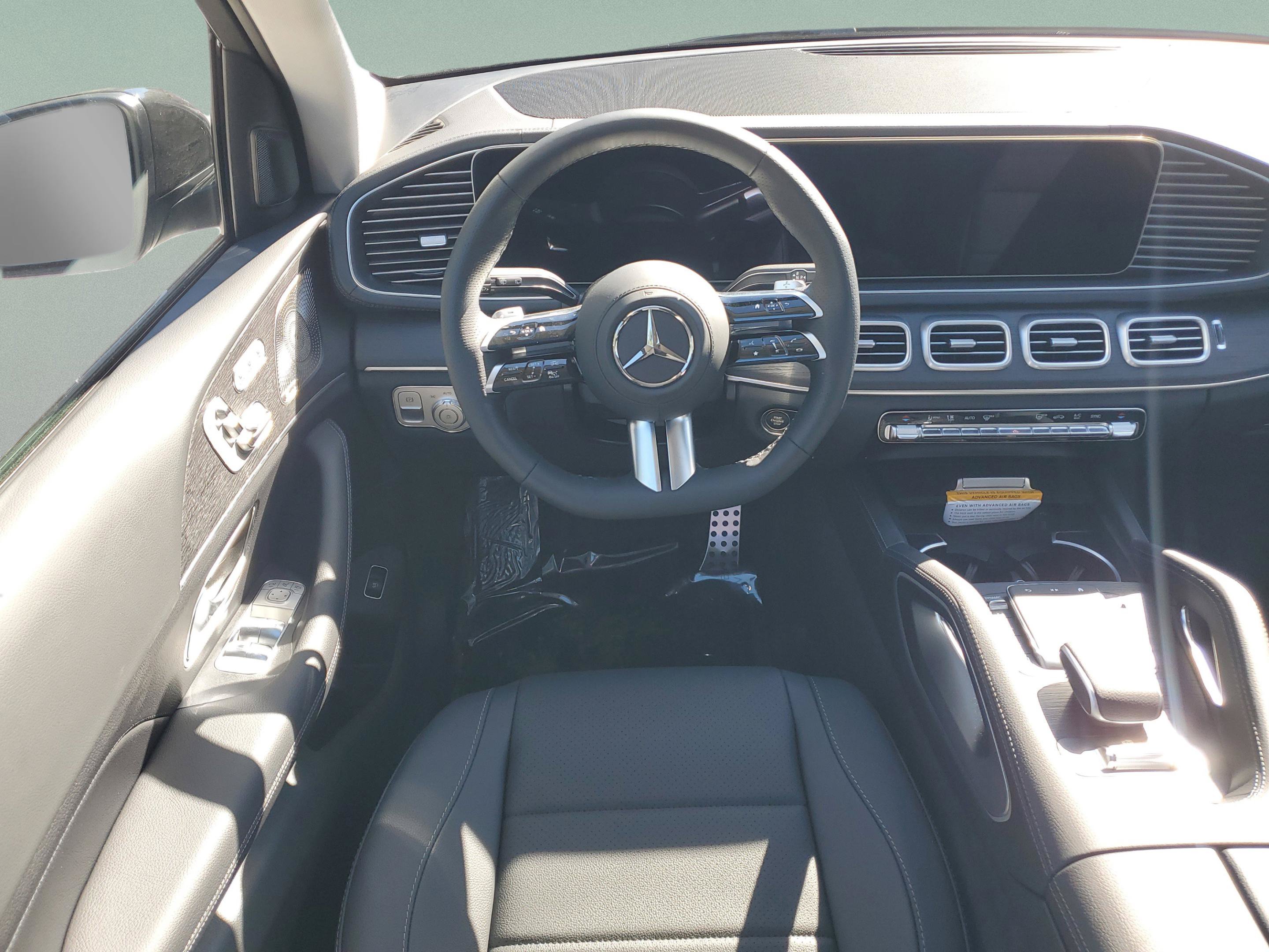 Certified 2026 Mercedes-Benz GLS 450 4MATIC image 17