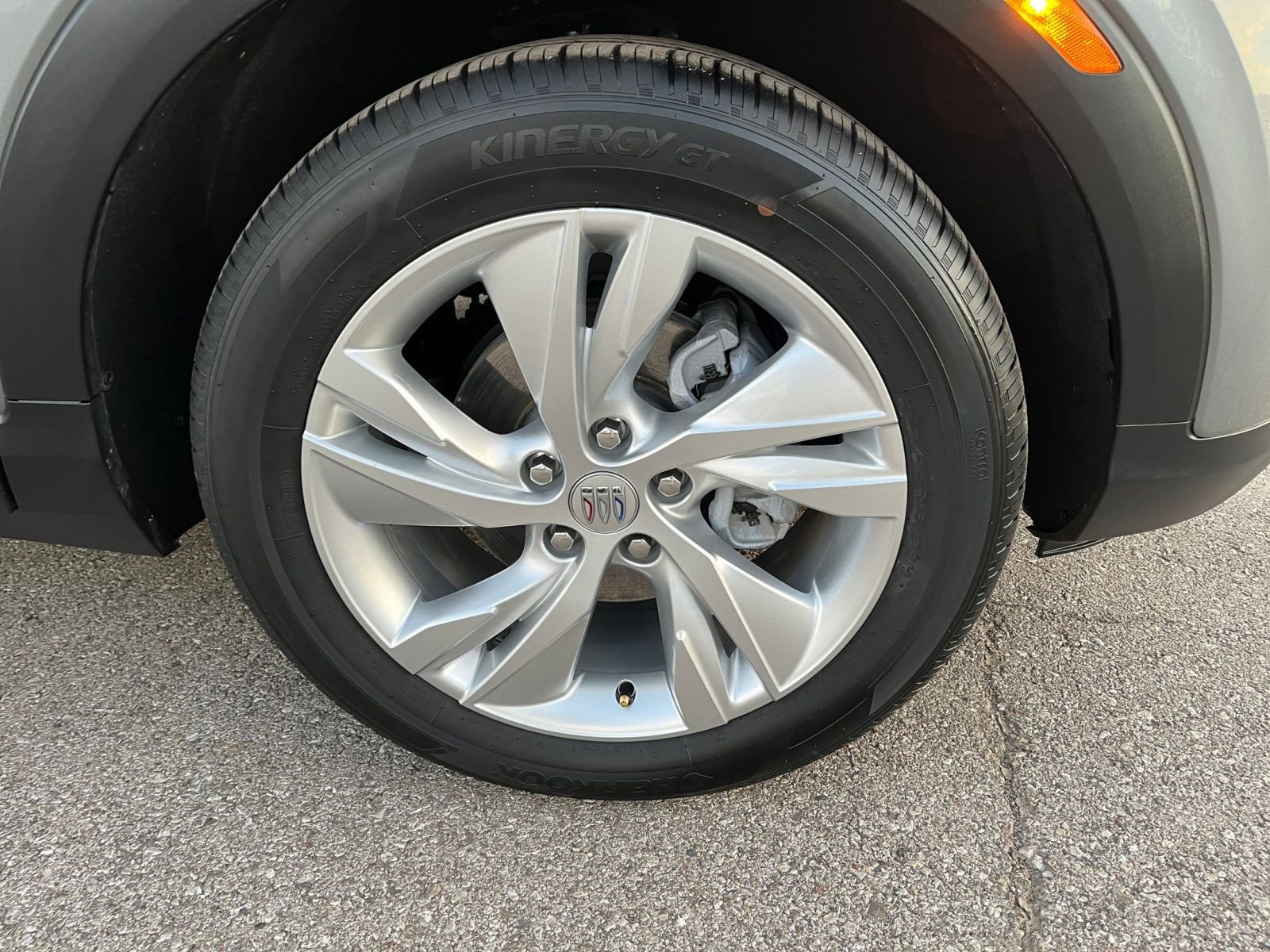 Used 2025 Buick Encore GX Preferred image 29