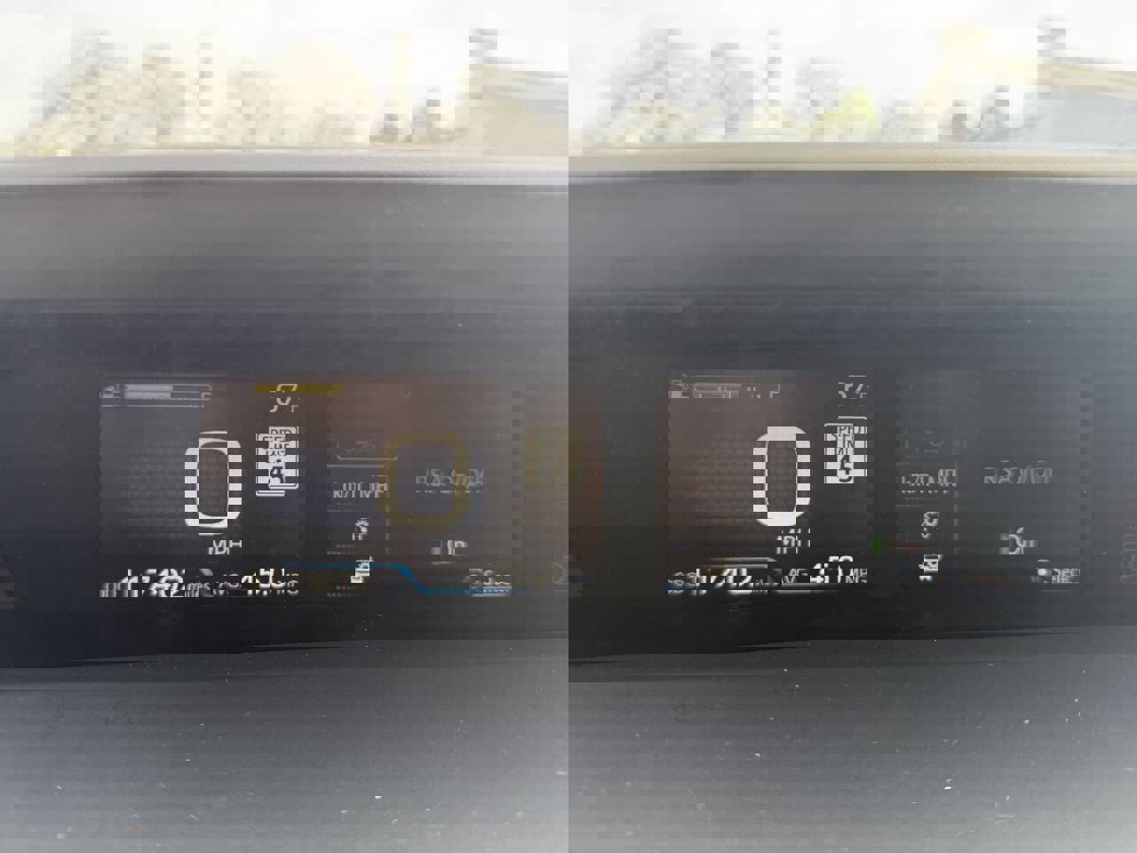 Used 2021 Toyota Prius Limited FWD image 5