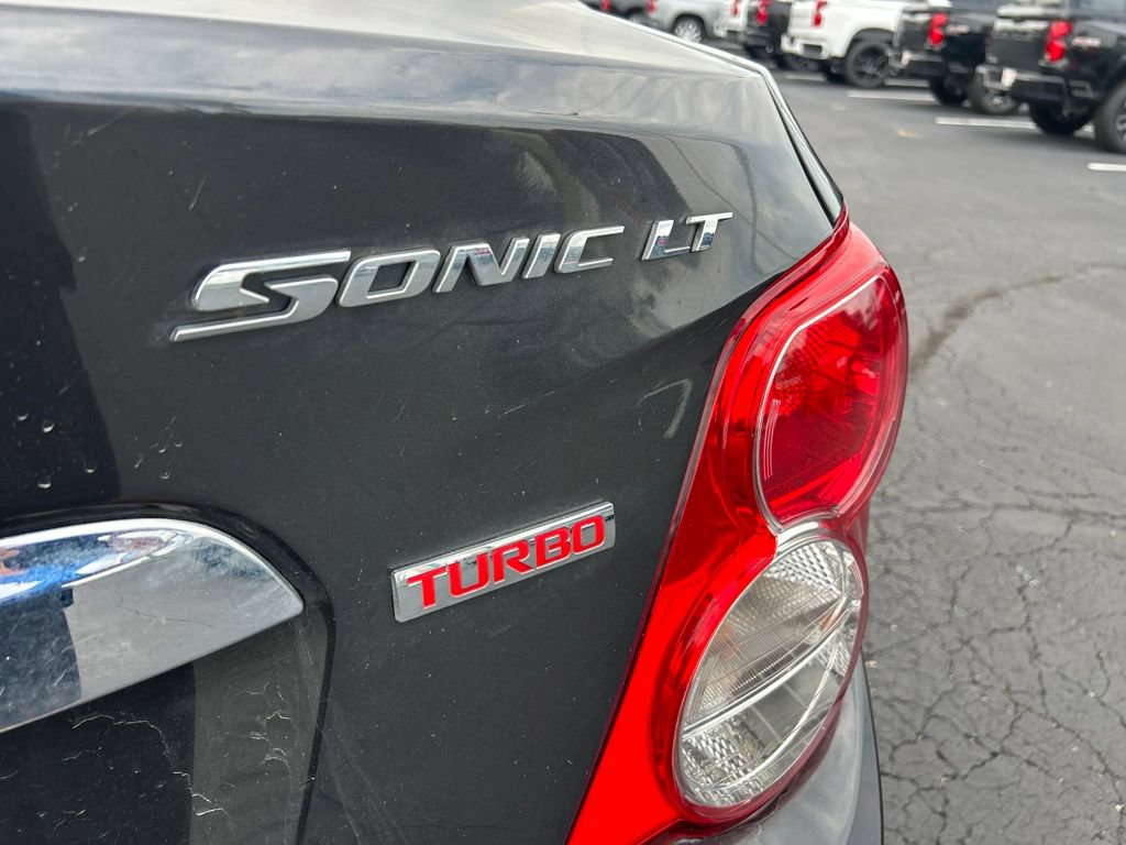 Used 2015 Chevrolet Sonic LT FWD image 10