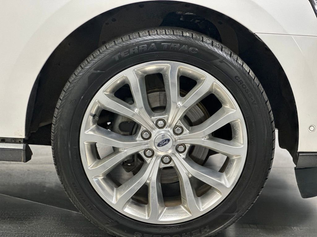Used 2018 Ford Expedition Limited w/ Equipment Group 302A image 29