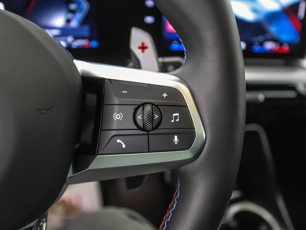 Certified 2025 BMW X1 M35i w/ Premium Package image 13