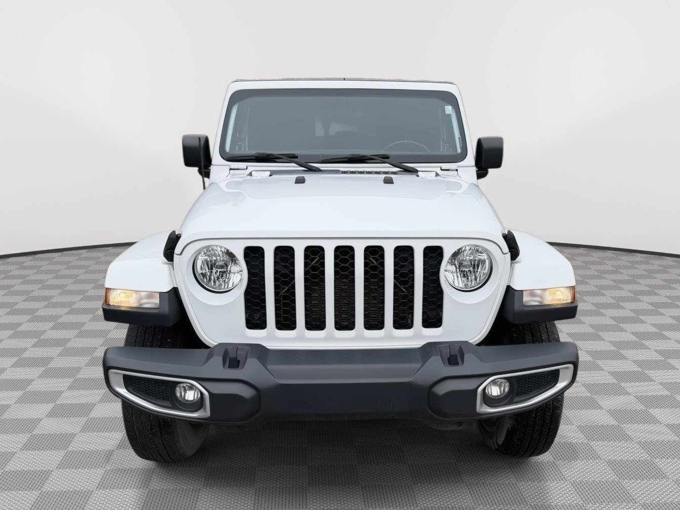 Used 2020 Jeep Gladiator Sport w/ Quick Order Package 24S AWD/4WD image 2