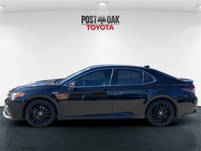 Used 2021 Toyota Camry XSE w/ Cold Weather Package image 4