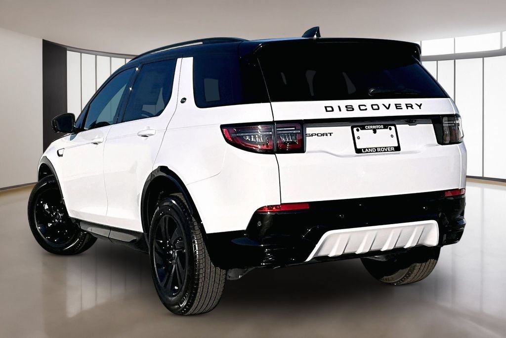 New 2026 Land Rover Discovery Sport Landmark AWD/4WD image 3