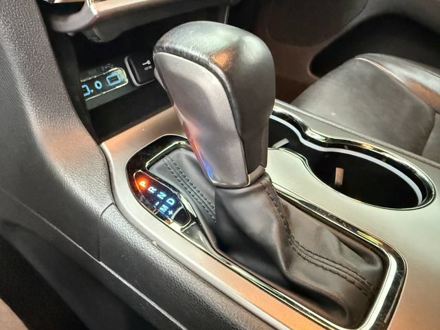 Used 2021 Jeep Grand Cherokee Limited X RWD image 12