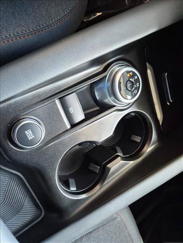 Used 2025 Ford Explorer Active RWD image 11