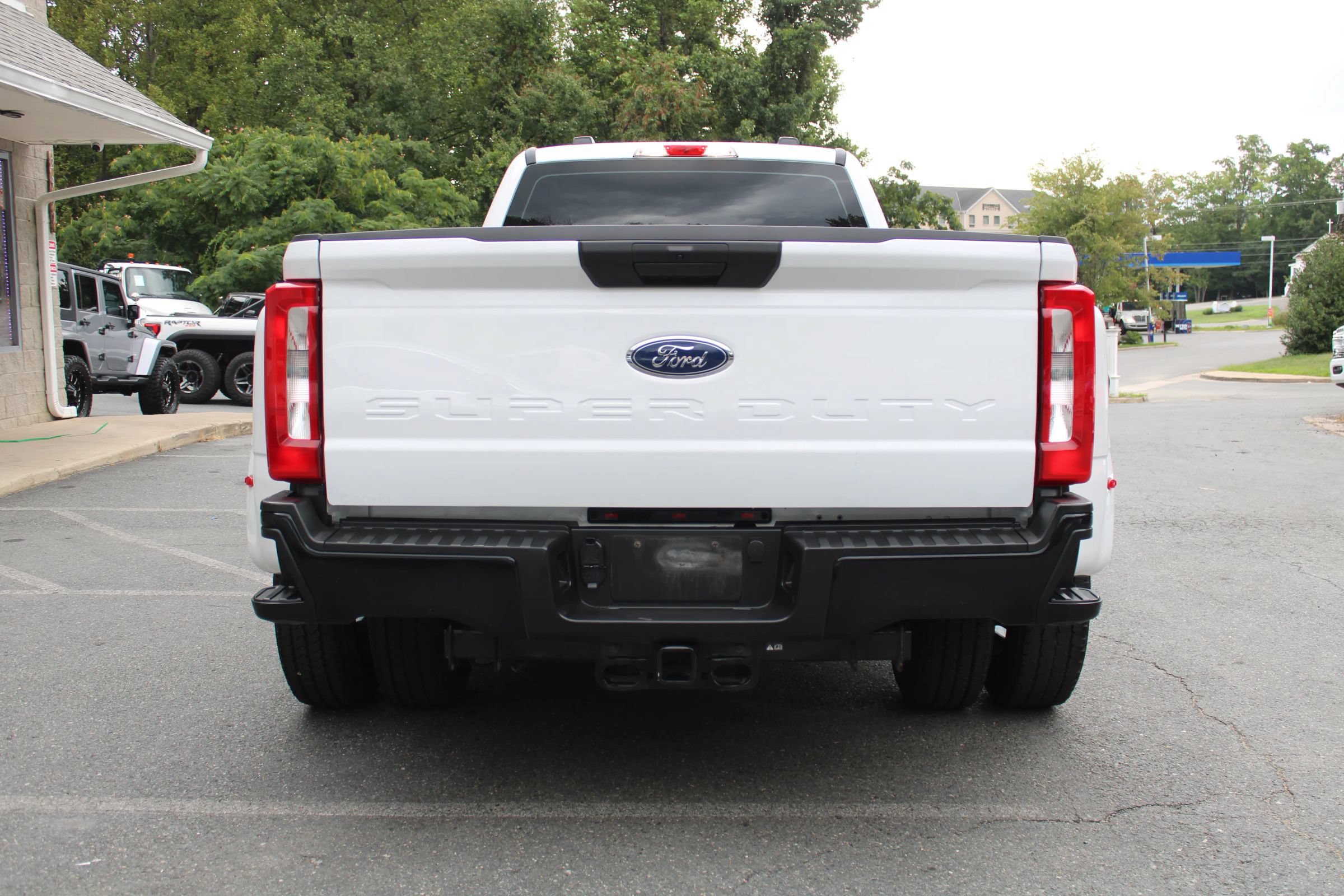 Used 2024 Ford F350 XL RWD image 6
