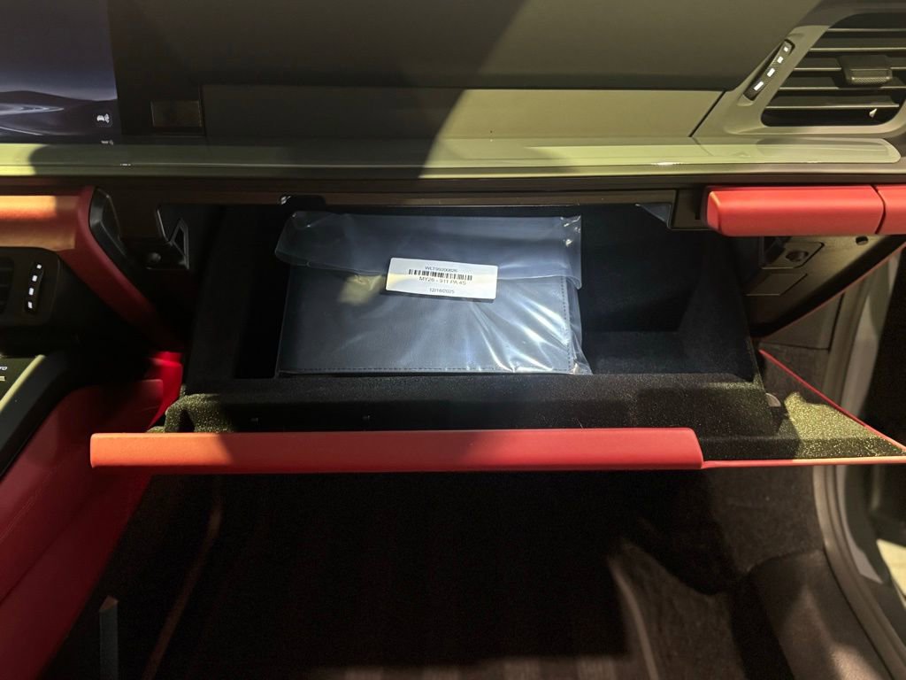 New 2026 Porsche 911 Carrera 4S image 38