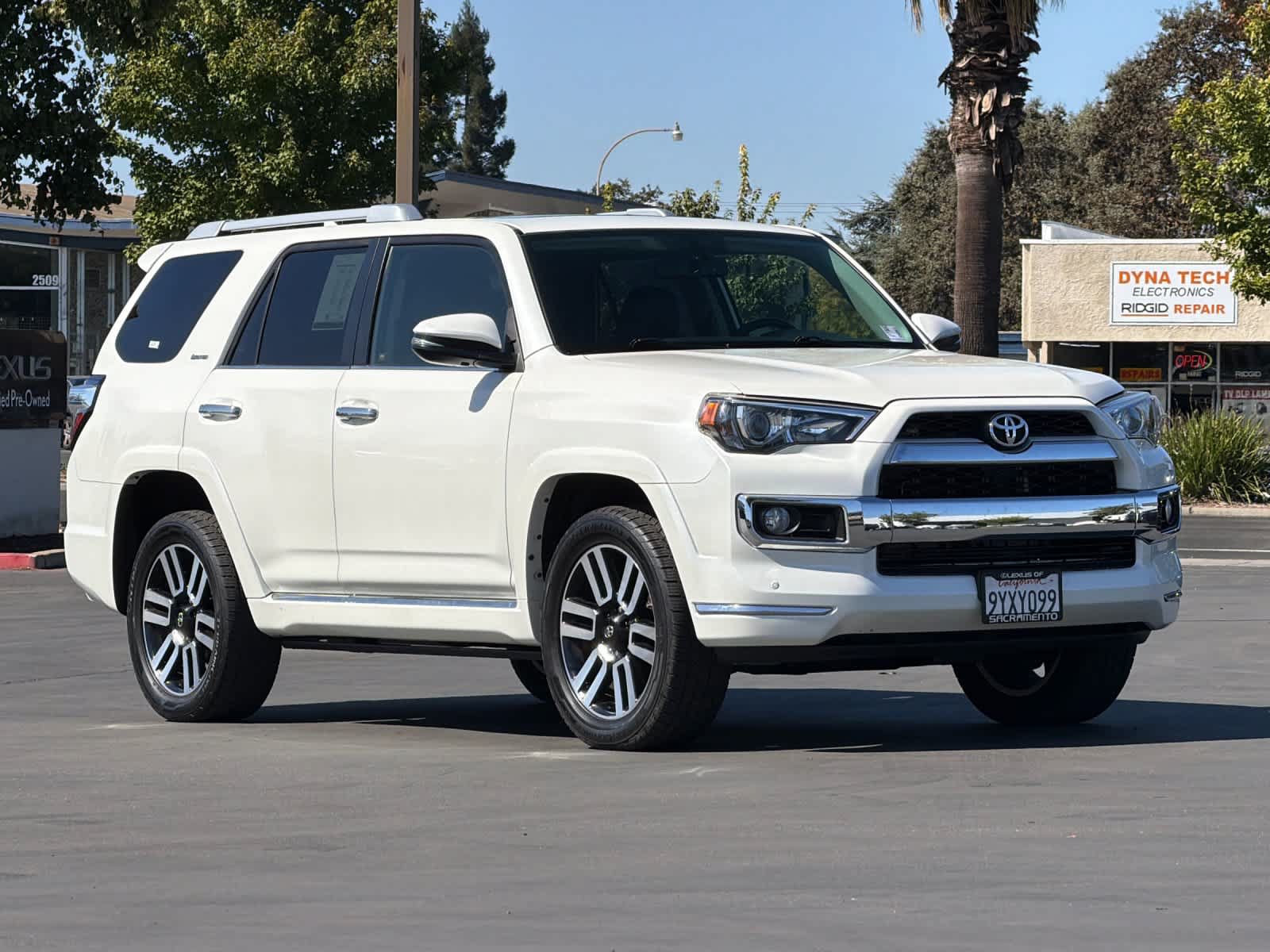 Used 2019 Toyota 4Runner Limited AWD/4WD image 5