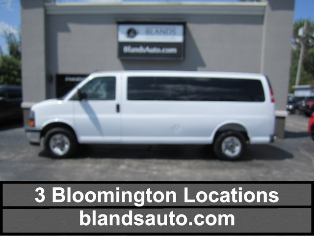 Used 2025 GMC Savana 3500 LT w/ LT Preferred Equipment Group RWD image 1