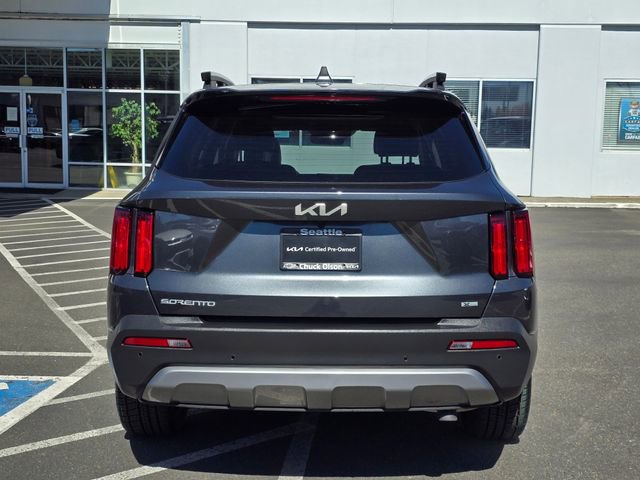 Certified 2023 Kia Sorento SX Prestige AWD/4WD image 4
