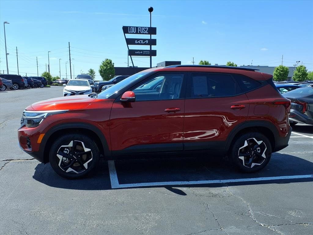 Used 2025 Kia Seltos S AWD/4WD image 22