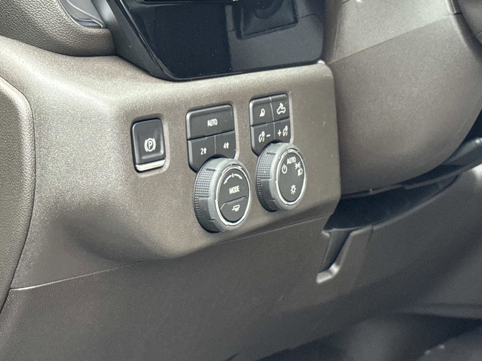 New 2026 Chevrolet Silverado 1500 LT w/ All Star Edition Plus image 10