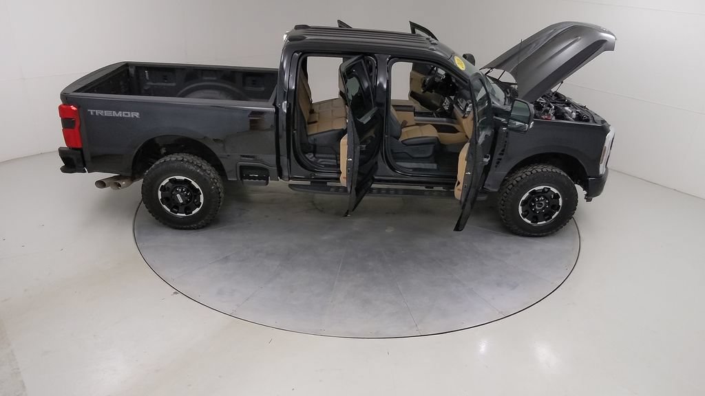 Certified 2026 Ford F350 Lariat w/ Tremor Off-Road Package AWD/4WD image 51